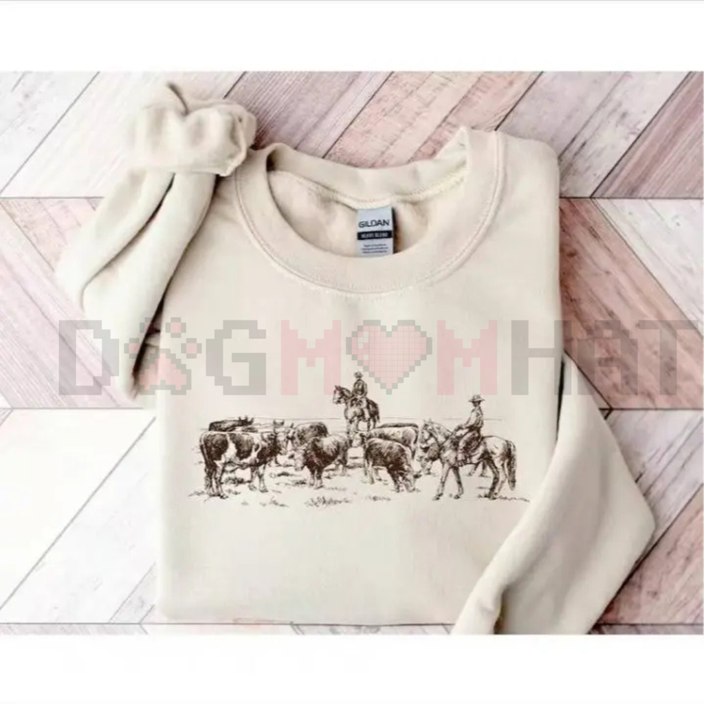 Vintage Cowboy Rodeo Sweatshirt – Retro Horse Western Crewneck, Unisex Country Lifestyle Jumper, Cowboy and Cows Graphic Pullover, Western Gift for Her & Him